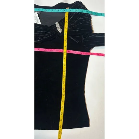 Xscape By Joanna Chen Black Velvet Off-Shoulder Top Lg Elegant Cocktail Party - Picture 7 of 9
